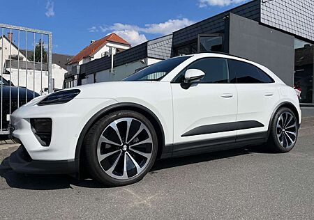 Porsche Macan 4 |ACC|22"|Pano|3.Disp|SportChro|PASM|360°