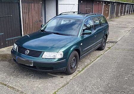 VW Passat Variant Volkswagen 1.8 5VTurbo Trendline