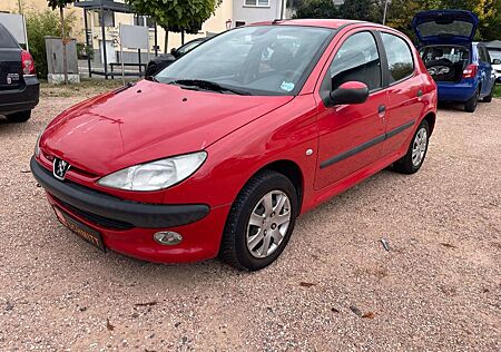 Peugeot 206 gebraucht kaufen Peugeot 206 1.4 Premium 75 AUTOMATIK TÜV NEU