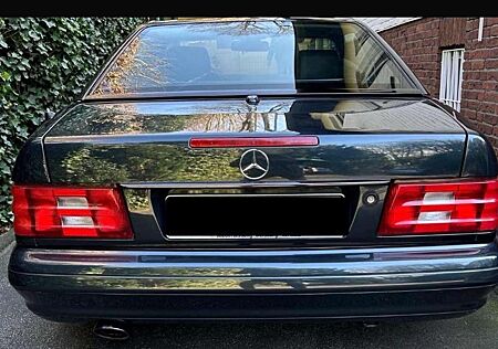 Mercedes-Benz SL 320