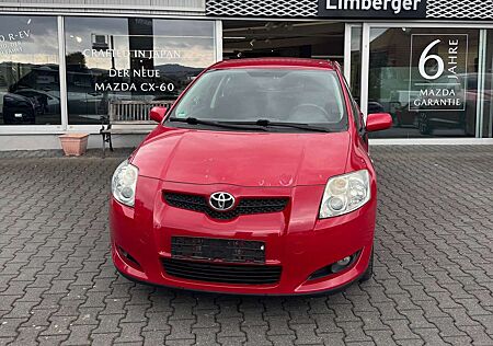 Toyota Auris Life