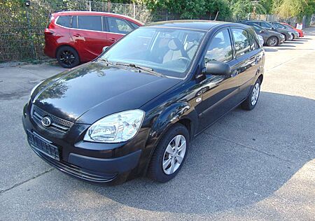 Kia Rio 1.4 Attract