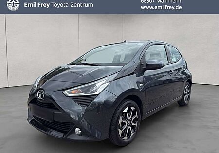 Toyota Aygo (X) x-play Team Deutschland