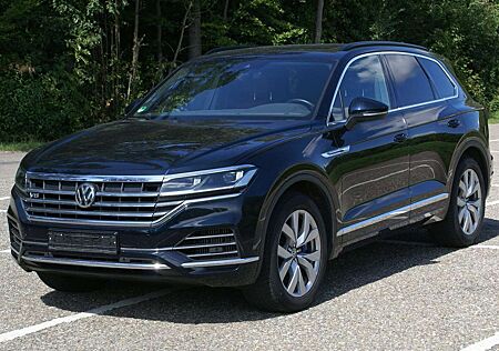 VW Touareg Volkswagen Diesel 4.0 V8 TDI SCR Elegance