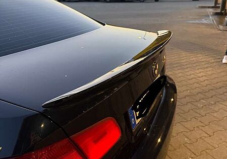 BMW 320i 320