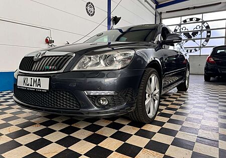 Skoda Octavia Combi 2.0 TDI DPF DSG RS