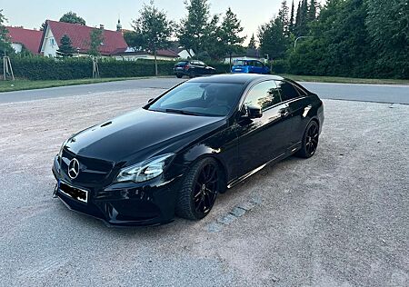 Mercedes-Benz E 250 Coupe 7G-TRONIC