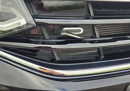 VW Tiguan Volkswagen R 4Motion 2.0 TSI DSG AHK Harman Kamera