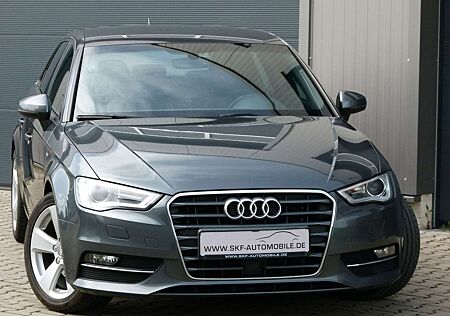 Audi A3 2,0TDI S-line Sportpaket Navi PDC Teilled.ACC