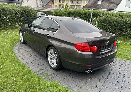 BMW 520 f10baureihe 5 lim. /Cam/Schiebe. 8 gang Aut