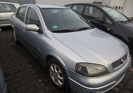 Opel Astra Basis
