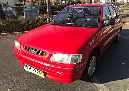 Ford Escort 1,6 (16 V)