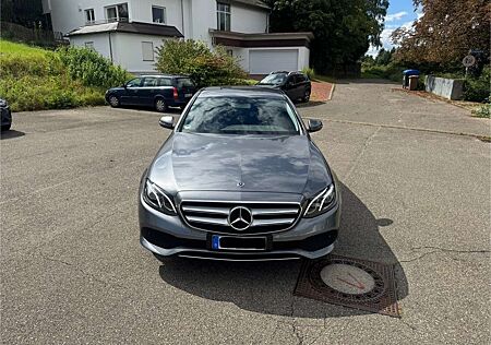 Mercedes-Benz E 200 9G tronic. Junge Sterne GARANTIE