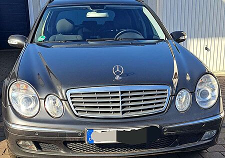 Mercedes-Benz E 220 E-Klasse T-Modell Diesel T CDI Elegance DPF