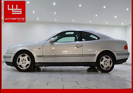 Mercedes-Benz CLK 320 *** Kein Tüv *** Aut Leder Xenon PDC GSD