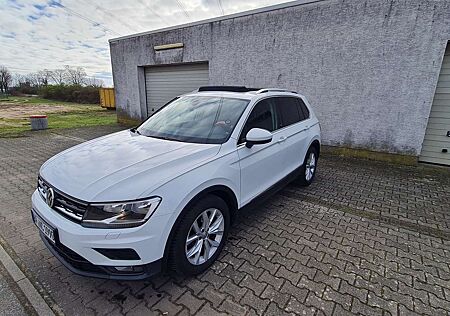 VW Tiguan Volkswagen 2.0 TDI SCR (BlueMotion Technology) DSG Comfortlin