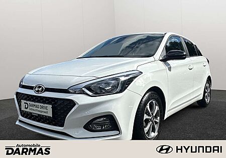 Hyundai i20 1.2 Advantage Sitz- und Lenkradhzg. 1.Hand