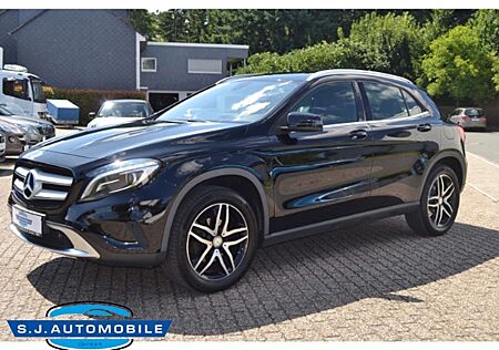 Mercedes-Benz GLA 200 Score ,Navi,2 Hd., TOP