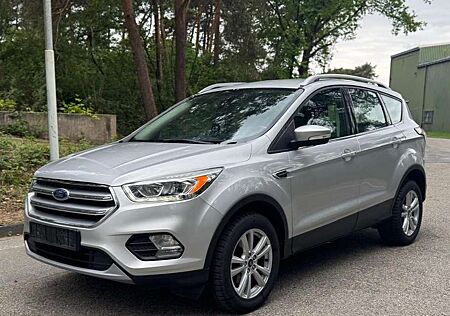 Ford Kuga 1.5 EcoBoost 2x4 Trend 2017