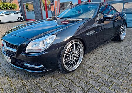 Mercedes-Benz SLK 200 BlueEfficiency/Leder/Navi/19Zoll/