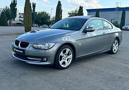 BMW 320 D xDrive AUTOMATIK/S-DACH/STNDHZG/XENON/LEDER