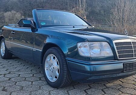 Mercedes-Benz E 220 Cabrio Sportline orig.42tkm Scheckh. deutsch