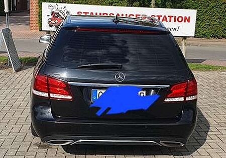 Mercedes-Benz E 200 T 7G-TRONIC