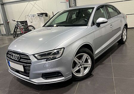 Audi A3 35 TDi Lim. **Navi*Leder*AHK*LED*SHZ**