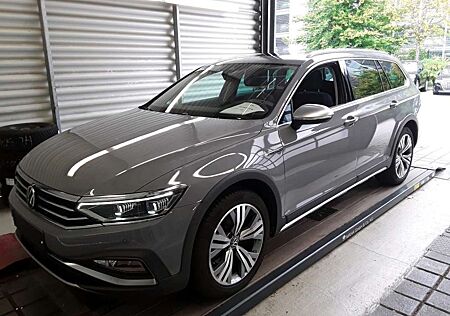 VW Passat Alltrack Volkswagen 2.0TDi 4M IQ/ACC/PANO/H&K/KAMERA