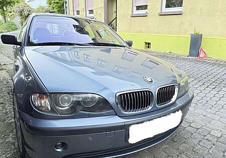 BMW 320i 320