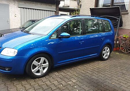 VW Touran Volkswagen 1.6 FSI