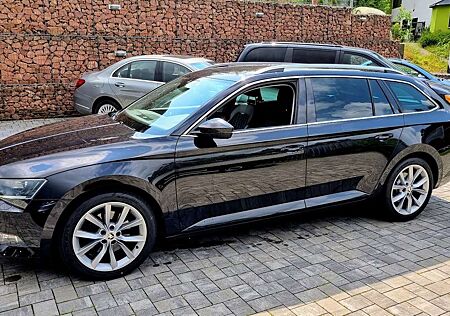 Skoda Superb Perfekter Zustand Style Sportline