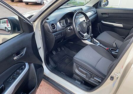 Suzuki Vitara 1.6 4x2 Comfort Kamera*Sitzh.*Bluetooth