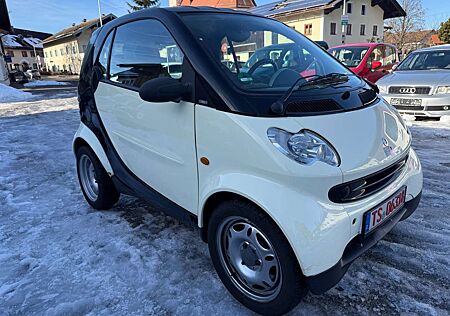 Smart ForTwo Basis (37kW). TÜV NEU