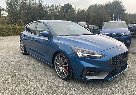 Ford Focus ST 2.3 Winter-Paket,Performace-Paket,LED,B&Q-Sound