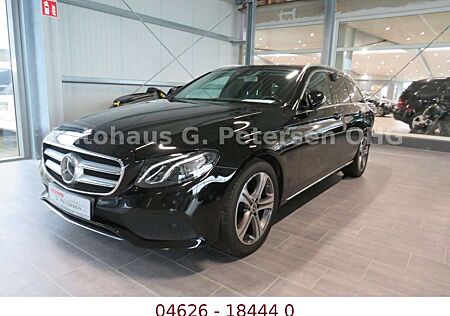 Mercedes-Benz E 220 d T*Panorama*LED*AHK*Distronic*COMAND*TV*