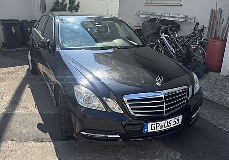 Mercedes-Benz E 200 CGI BlueEFFICIENCY Automatik Avantgarde