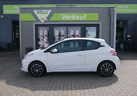 Peugeot 208 Active *Navi* EL.FH.*