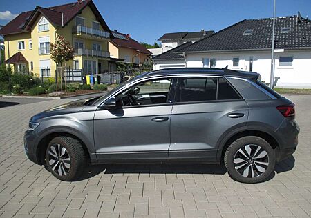 VW T-Roc Volkswagen 1.5 TSI OPF Move