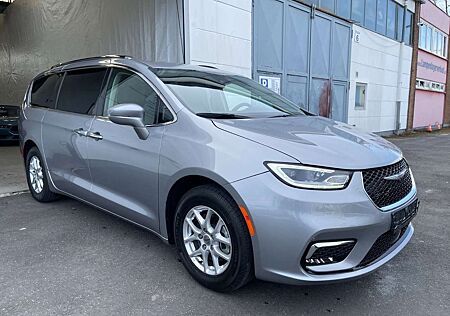 Chrysler Pacifica 3,6 Touring L 7 Sitze Carplay Leder