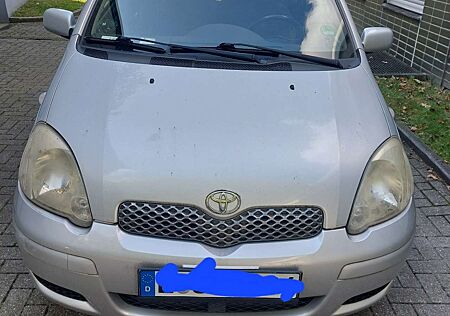 Toyota Yaris 1.0 Sol