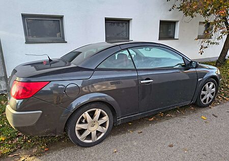 Renault Megane 1.9 dCi FAP Coupe-Cabriolet Dynamique