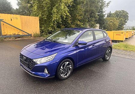 Hyundai i20 Intro Edition 1.0 Hybrid Benzin, Kamera, Alu
