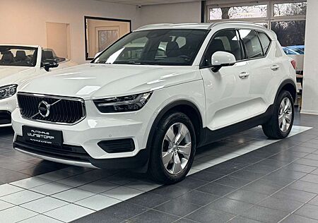 Volvo XC 40 XC40 Momentum AWD CAM/LEDER/NAVI/SHZ/HuK
