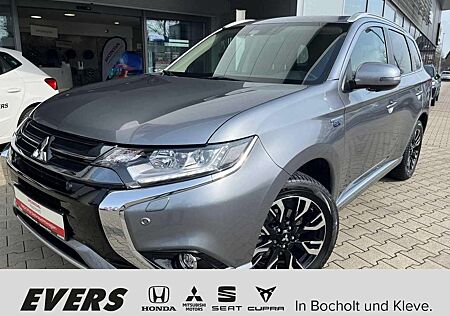 Mitsubishi Outlander Hybrid 2.0 4WD Top Leder Navi 360° SD