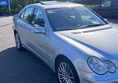 Mercedes-Benz C 350 4Matic Automatik Elegance Sport Edition
