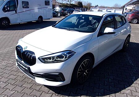 BMW 116 d Automatic "Sportsitze"Carplay"Navi"