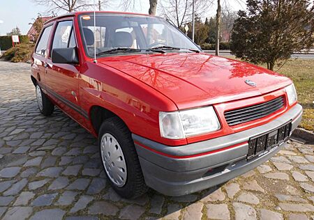 Opel Corsa 1.Hand, nur 30 tkm,Sammlerzustand,Zahnriemen gew.