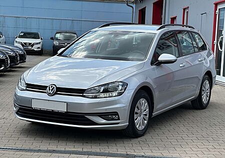 VW Golf Volkswagen 1.6TDI*TüV Neu*Navi*Klima*Parkpilot*Sitzh*SR+WR