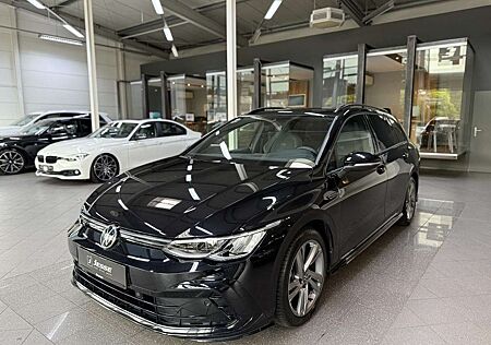VW Golf Volkswagen VIII 1.5 TSI R-Line LED ACC Navi PDC SHZ